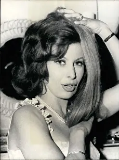 Gadgets: 1960-1969 Actor - Actress