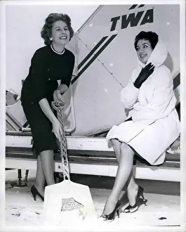 Shapely: 1960-1969 Actor - Actress