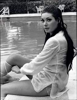 Describe: 1960-1969 Actor - Actress