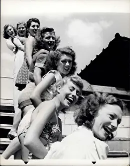 Gibbon: 1960-1969 Actor - Actress