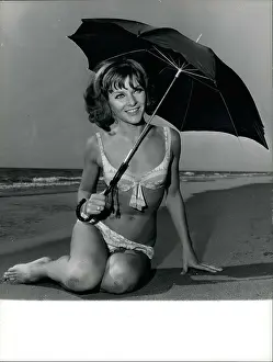 Describe: 1960-1969 Actor - Actress