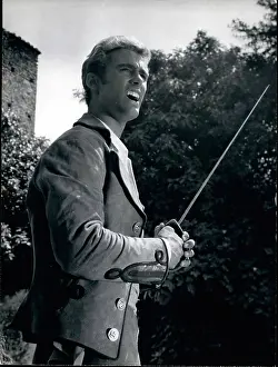 Emulate: 1960-1969 Actor - Actress