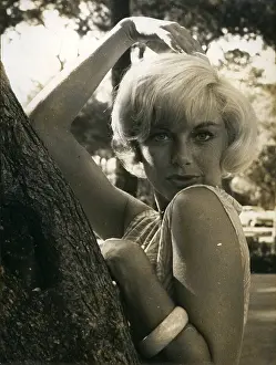 Greville: 1960-1969 Actor - Actress