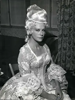 Neff: 1960-1969 Actor - Actress
