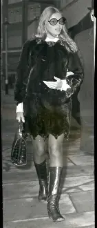 Suing: 1960-1969 Actor - Actress