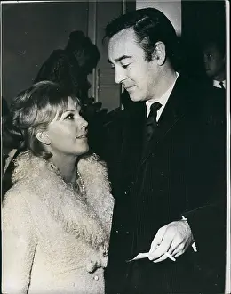 Expects: 1960-1969 Actor - Actress