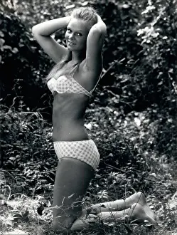 Avoids: 1960-1969 Actor - Actress