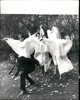 Hardly: 1960-1969 Actor - Actress