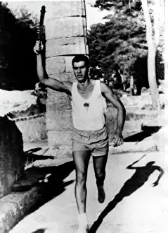 Accordance: 1960 Olympic Torch is Carried to Rome