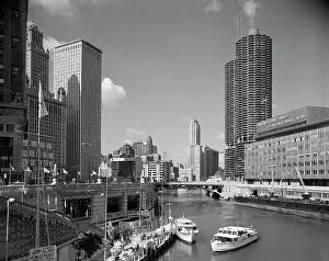 Midwestern: 1960s Chicago River From Michigan