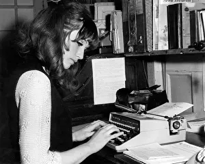 Barnabys: 1960S TYPIST