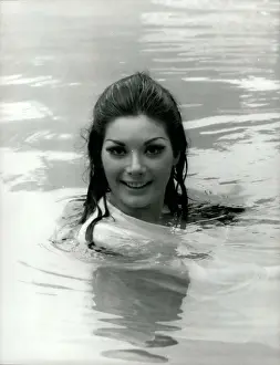 Describe: 1970-1979 Actor - Actress