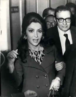Suing: 1970-1979 Actor - Actress