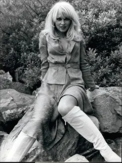 Evelyne: 1970-1979 Actor - Actress