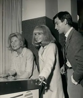 Dany: 1970-1979 Actor - Actress