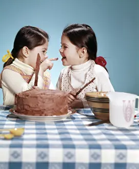 Frosting: 1970s Retro Two Sisters Twins