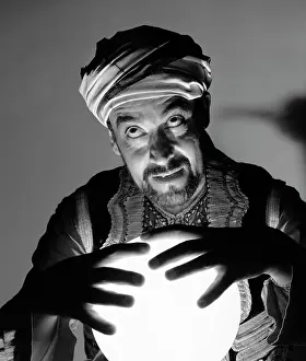 Predict: 1970s SCARY FORTUNE TELLER MAN WITH HANDS ON