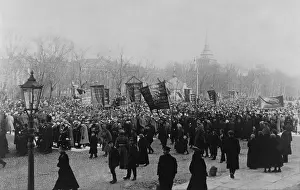 Lcgr1303: The 1st of May celebration, Isaakievskii Square