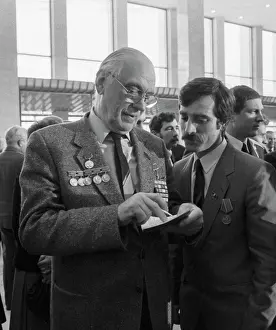 Conversing: 27th Congress of CPSU