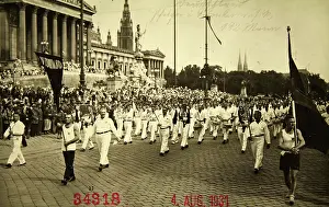 Pageants: 2nd International workers Olympics in Vienna