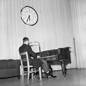 Pianos: The 2nd literary cabaret of the Vienna Group