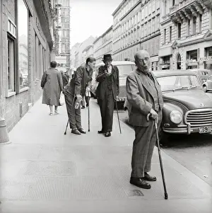 Berggasse: 3 old men