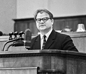 Khrennikov: 3d Congress of soviet composers