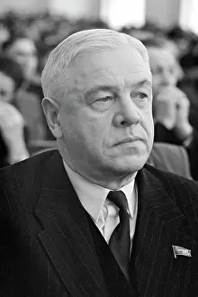 Academician: 4th session of USSR Supreme Council