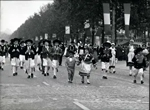 Presided: 50th anniversary of WW1 Armistice, Champs Elysees, Paris