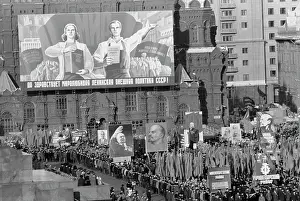 Nadezhdin: 65th Anniversary of October