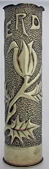 Embossing: 75 mm shellcase with an Art Deco design of floral embossing
