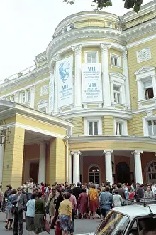 Queueing: 7th International Tchaikovsky Competition, 1982