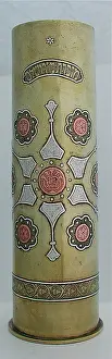 Fissure: 85 mm German engraved artillery shell case - Bezalel School