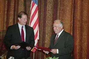 Technological: A. Gore Visits Russia