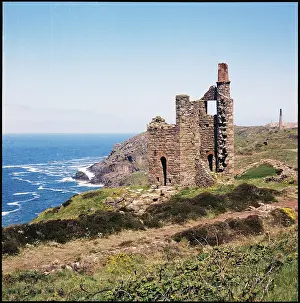 Wheal: Abandoned Wheal Edward engine house on the Atlantic cliffs