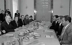 Algerian: Abdelguerfi visits USSR
