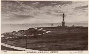 Clifftop: Aberdeen, Scotland - The Girdleness Lighthouse