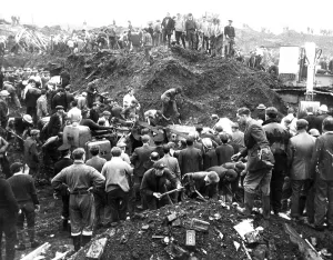 Landslide: The Aberfan disaster