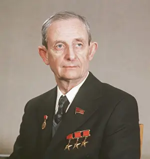 Yuly: Academician of Soviet Academy of Sciences Yuly
