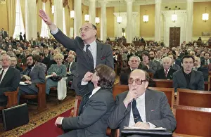 Voting: Academy elects deputies to new Soviet legislature