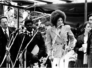 Protestors: Activist Angela Davis 1944 -