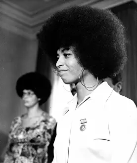 Dimitrov: Activist Angela Davis 1944 -