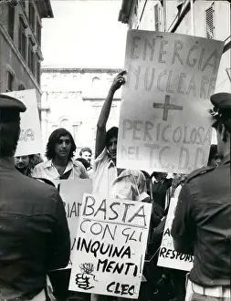 Denouncing: Activist - Protest - Riot - Strikes