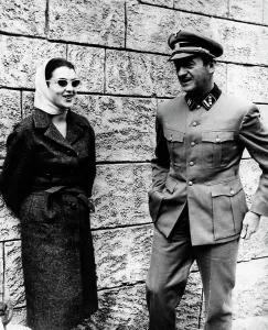 Karamanlis: Actor, Novelist David Niven 1910 - 1983