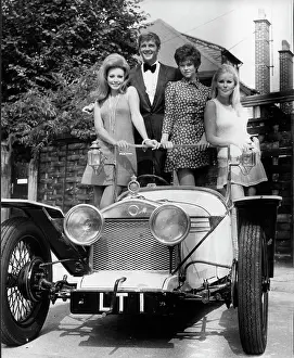 Claudie: Actor Roger Moore 1927 -