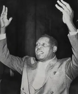 Veto: Actor and singer Paul Robeson testifying against