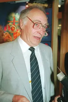 Tikhonov: Actor Vyacheslav Tikhonov, 1995