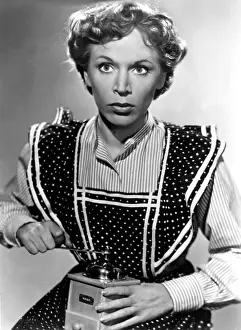 Kopfbedeckung: Actress Gisela Trowe turns 75