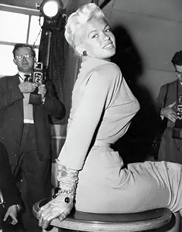 Taker: Actress Jayne Mansfield 1933 - 1967