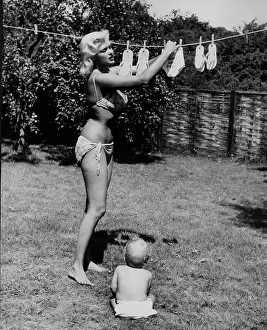 Respectful: Actress Jayne Mansfield 1933 - 1967
